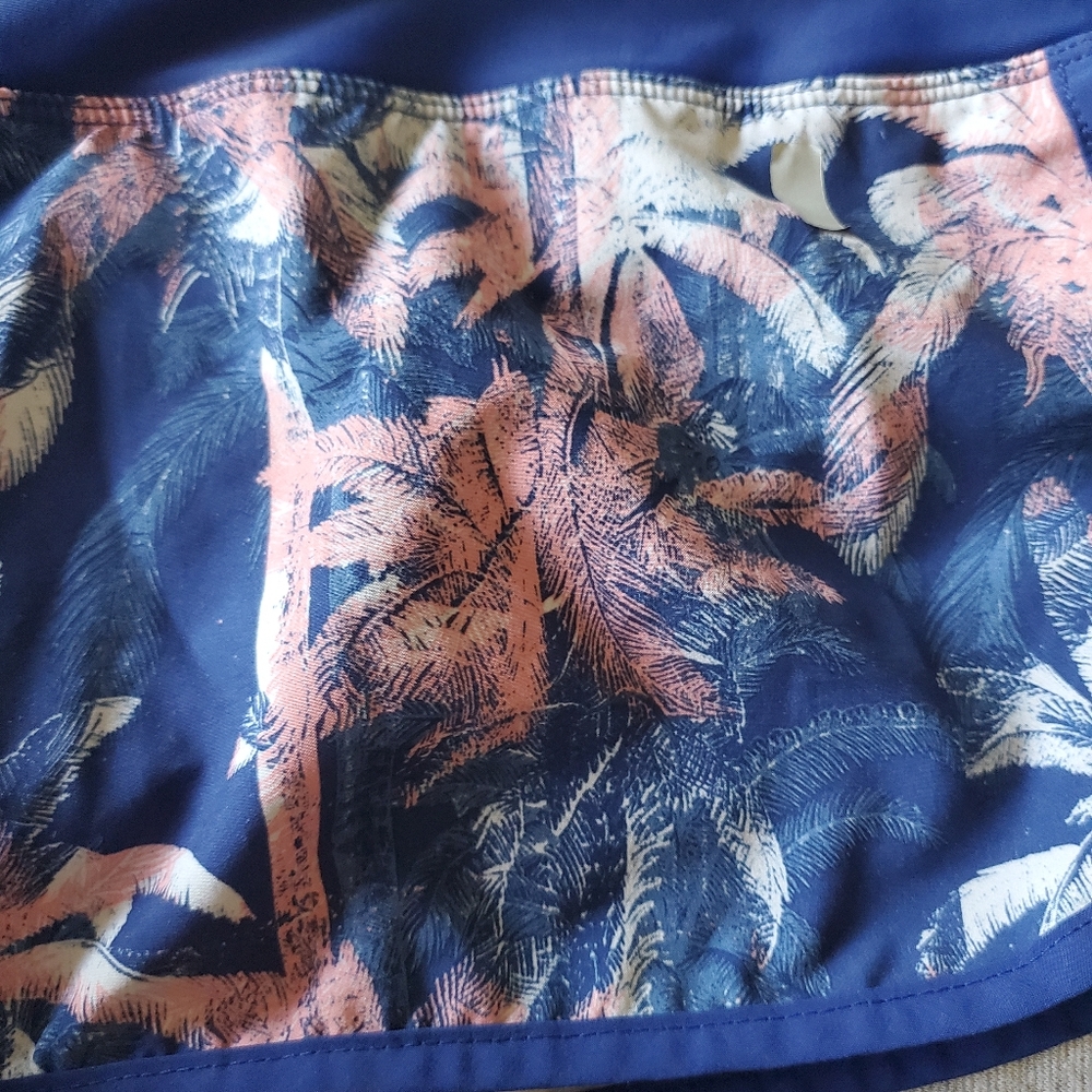 ⭐4/$20‎ Roxy Shorts Medium - Picture 6 of 8